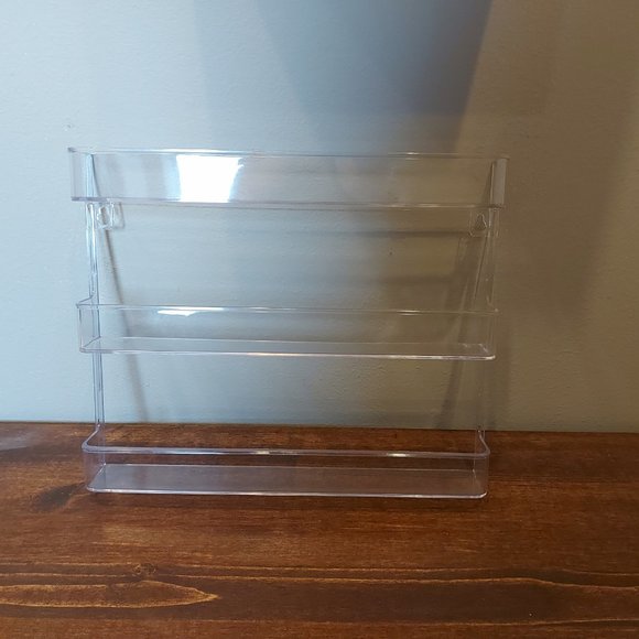 9 Cosmetic Display or Household Display Racks - Picture 6 of 7